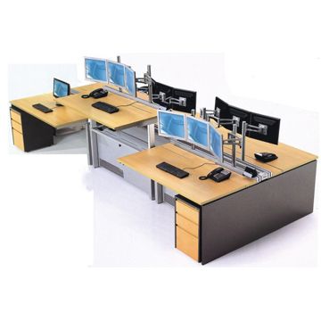 金融交易台与化妆品 两个不同世界的交错